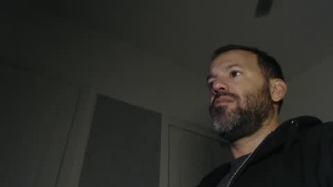 Snapshot of edge_masters chatting on December 31, 1:57 am EdgeM online show from December 31, 1:57 am