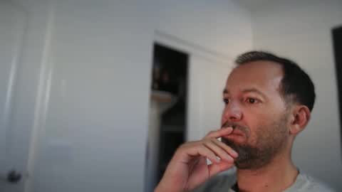 Snapshot of edge_masters chatting on October 16, 12:00 am EdgeM online show from October 16, 12:00 am