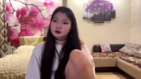 Eri online show from March 12, 6:36 pm