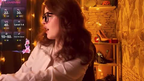 Snapshot of edithafarro chatting on October 12, 11:37 pm Friendly neighbourhoud redhead online show from October 12, 11:37 pm