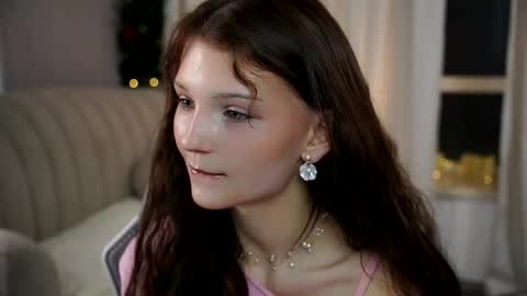 Lisa  online show from February 5, 11:42 pm