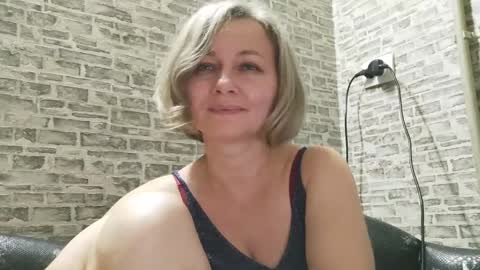 edithmanning online show from December 24, 5:13 pm