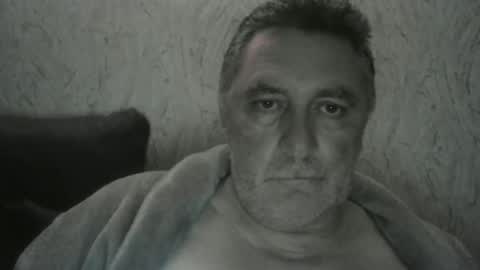 Snapshot of edje59a chatting on November 15, 1:14 am Eddy online show from November 15, 1:14 am