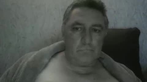 Snapshot of edje59a chatting on November 18, 12:16 am Eddy online show from November 18, 12:16 am