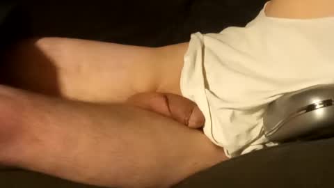 Snapshot of edmore1215 chatting on March 11, 6:53 am edmore1215 online show from March 11, 6:53 am