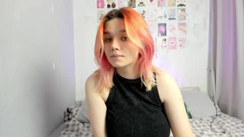 Snapshot of edna_dana chatting on December 26, 6:12 pm Edna online show from December 26, 6:12 pm
