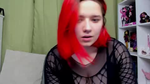 Snapshot of edna_dana chatting on September 19, 7:25 pm Edna online show from September 19, 7:25 pm