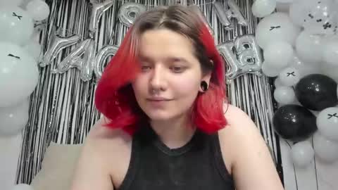 Snapshot of edna_dana chatting on October 7, 8:06 pm Edna online show from October 7, 8:06 pm