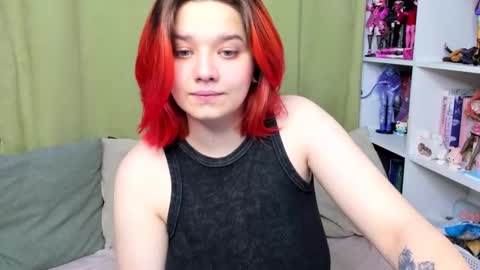 Snapshot of edna_dana chatting on October 14, 8:20 pm Edna online show from October 14, 8:20 pm