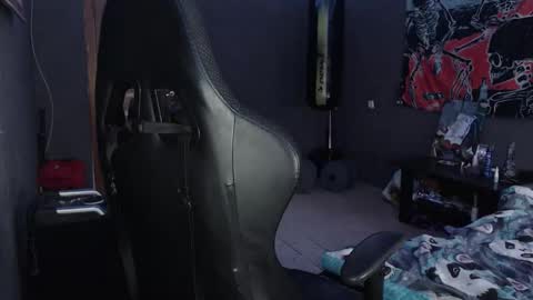 Eduar online show from November 24, 8:25 am