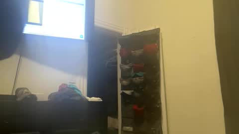 Snapshot of edvmendez1766 chatting on November 17, 3:18 pm edvmendez1766 online show from November 17, 3:18 pm