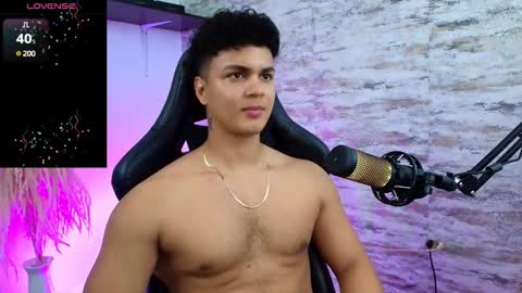 EDWARD CLARCK online show from January 29, 4:36 am