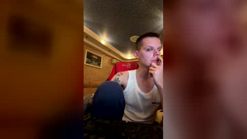 Snapshot of edward_secret chatting on February 7, 3:38 pm edward_secret online show from February 7, 3:38 pm