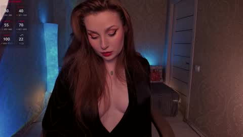 Snapshot of eesmaaarr chatting on December 3, 11:36 pm eesmaaarr online show from December 3, 11:36 pm