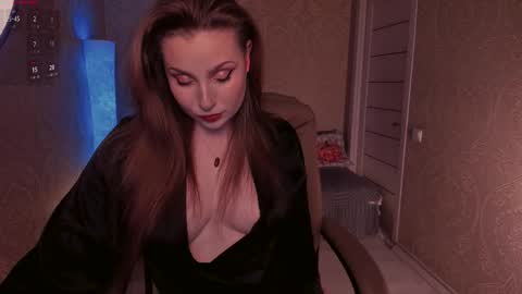 Snapshot of eesmaaarr chatting on December 17, 11:33 pm eesmaaarr online show from December 17, 11:33 pm