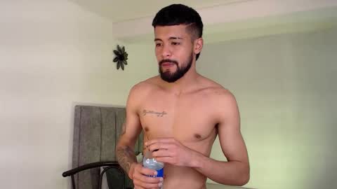 eevil_boys_77 online show from October 21, 1:01 pm