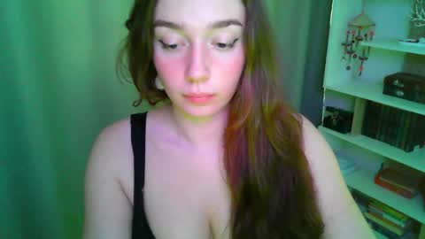 effie_balconii online show from September 29, 11:48 am