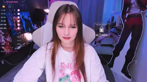 Snapshot of effie_lee chatting on November 5, 11:32 am Effie online show from November 5, 11:32 am