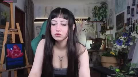 effiemeowley online show from May 31, 7:04 am