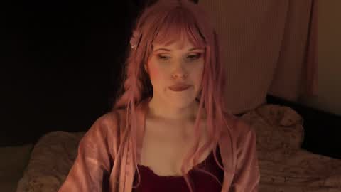 Effie Mur online show from January 6, 6:14 am