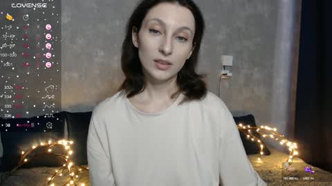 Snapshot of effy_gray chatting on January 14, 6:34 am Anna online show from January 14, 6:34 am