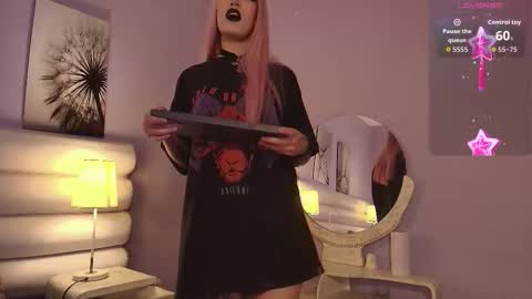 Snapshot of effycorpse chatting on September 13, 7:02 pm online show from September 13, 7:02 pm