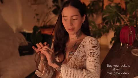 Snapshot of effylowell_ chatting on September 16, 2:12 am Effy online show from September 16, 2:12 am