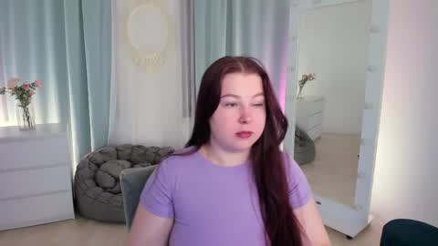 effyrain online show from April 19, 3:55 pm