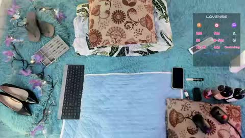 Snapshot of eilin_clio chatting on June 6, 1:05 pm Eilin online show from June 6, 1:05 pm