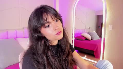 Snapshot of eimmy_bm chatting on October 30, 7:25 pm eimmy_bm online show from October 30, 7:25 pm