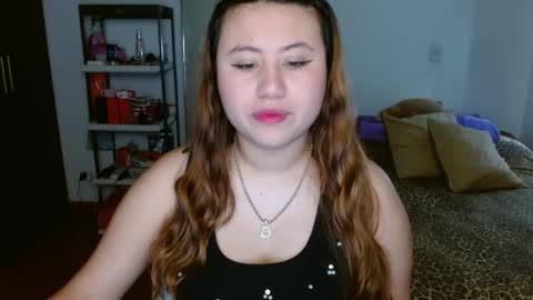 Snapshot of eimy_collin chatting on December 3, 8:50 pm EIMY MODEL INDEPENDENT online show from December 3, 8:50 pm
