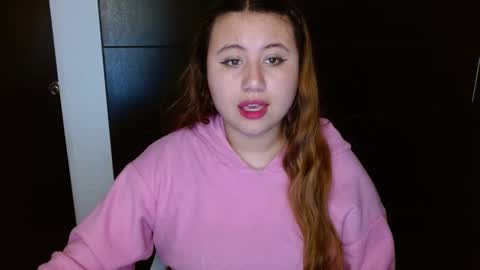 Snapshot of eimy_collin chatting on December 4, 4:10 am EIMY MODEL INDEPENDENT online show from December 4, 4:10 am