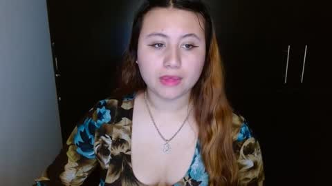 Snapshot of eimy_collin chatting on December 6, 3:52 am EIMY MODEL INDEPENDENT online show from December 6, 3:52 am