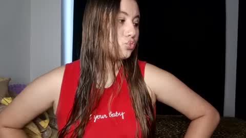 Snapshot of eimy_collin chatting on December 16, 10:34 pm EIMY MODEL INDEPENDENT online show from December 16, 10:34 pm