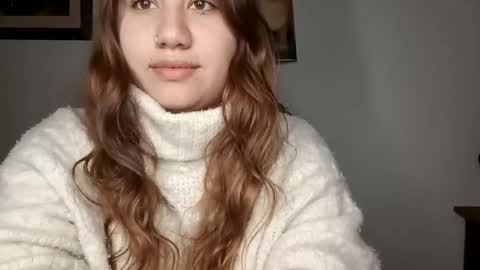 Snapshot of eimy_collin chatting on January 8, 6:31 am EIMY MODEL INDEPENDENT online show from January 8, 6:31 am