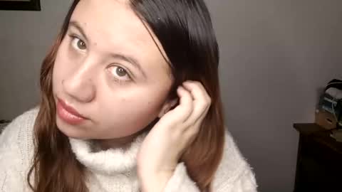 Snapshot of eimy_collin chatting on February 24, 5:11 am EIMY MODEL INDEPENDENT online show from February 24, 5:11 am
