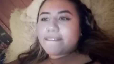 EIMY   MODEL INDEPENDENT online show from February 6, 4:50 am