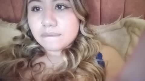 EIMY   MODEL INDEPENDENT online show from March 15, 12:22 pm