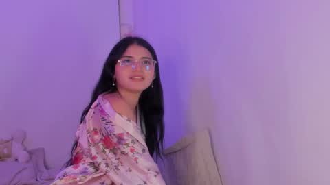 Snapshot of eimy_leny_ chatting on September 14, 2:22 am EIMY online show from September 14, 2:22 am