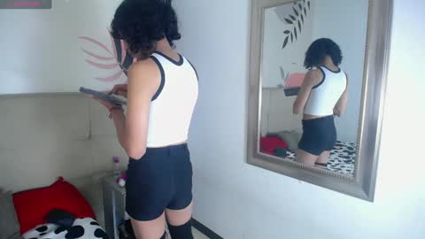 Eimyflorian online show from January 16, 2:51 pm