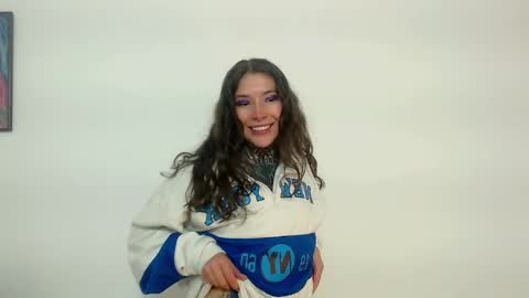 Carla online show from January 4, 12:27 am