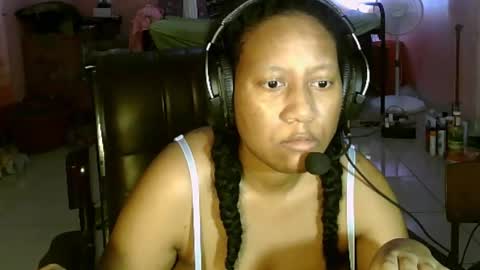 Eirondra Valeen online show from March 19, 1:20 am