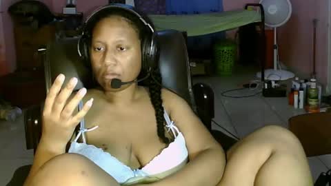 Eirondra Valeen online show from March 20, 12:48 am