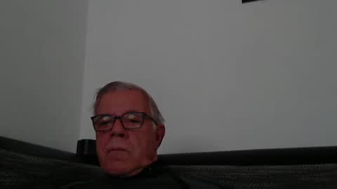 Snapshot of eisbaer1957 chatting on January 5, 8:22 am eisbaer1957 online show from January 5, 8:22 am