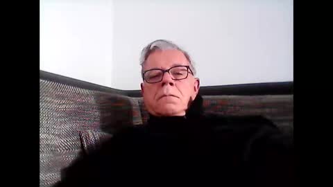 Snapshot of eisbaer1957 chatting on February 2, 12:02 pm eisbaer1957 online show from February 2, 12:02 pm