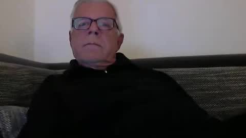 Snapshot of eisbaer1957 chatting on November 4, 4:50 pm eisbaer1957 online show from November 4, 4:50 pm