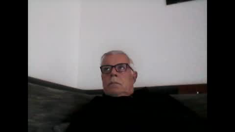 Snapshot of eisbaer1957 chatting on November 16, 1:17 pm eisbaer1957 online show from November 16, 1:17 pm