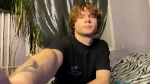 Eitan online show from November 8, 4:18 pm