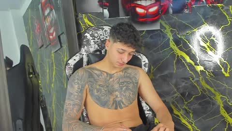 Eithan online show from March 25, 2:12 pm