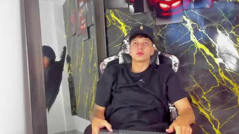 Eithan online show from April 19, 11:53 am